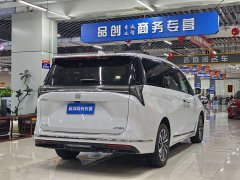 Buick GL8 Luxe Premium Edition - ფოტო 7