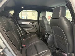 Jaguar F-PACE 250PS R-Dynamic S - ფოტო 8