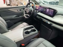 Buick GL8 Luxurious Edition Premium Trim - ფოტო 10