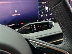 Buick GL8 Luxurious Edition Premium Trim - ფოტო 12