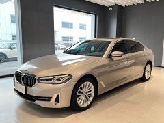 BMW 5 Series 525Li Luxury Package - ფოტო 1