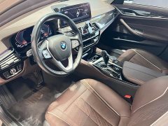 BMW 5 Series 525Li Luxury Package - ფოტო 8