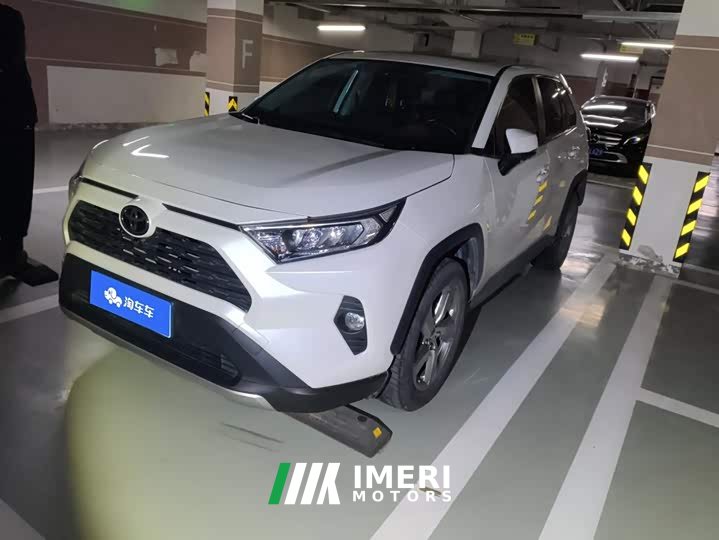 Toyota RAV4 2.0L CVT FWD Fashion Plus - ავტომობილი ჩინეთიდან