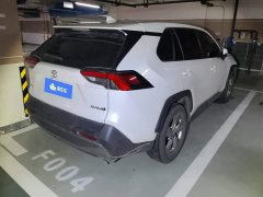 Toyota RAV4 2.0L CVT FWD Fashion Plus - ფოტო 3
