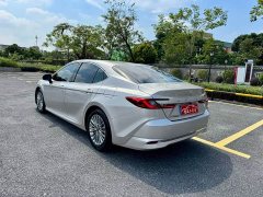 Toyota Camry 2.0E Elite Edition - ფოტო 4