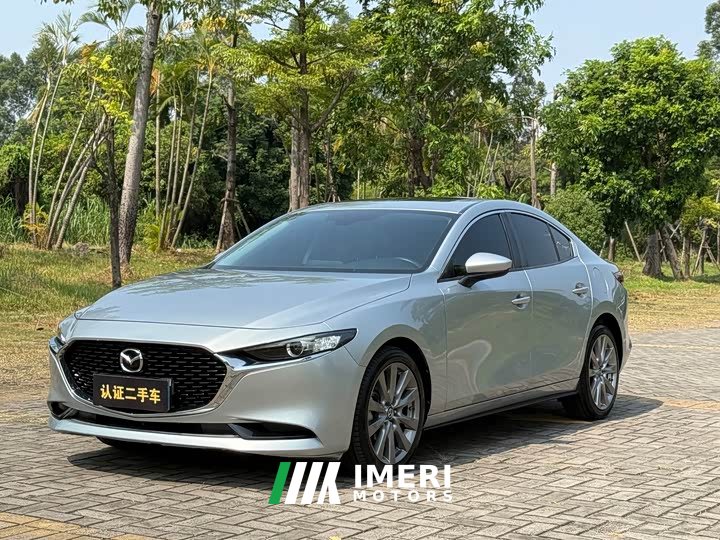 Mazda3 Axela 2.0L Automatic Elegant Edition