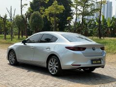 Mazda3 Axela 2.0L Automatic Elegant Edition - ფოტო 17