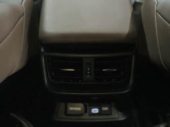 Lexus ES 200 Excellence Edition - ფოტო 12