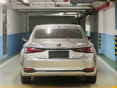 Lexus ES 200 Excellence Edition - ფოტო 17
