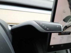 Tesla Model Y Rear-Wheel Drive - ფოტო 13