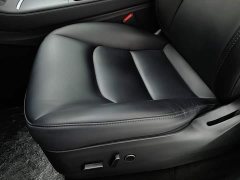 Tesla Model Y Rear-Wheel Drive - ფოტო 20