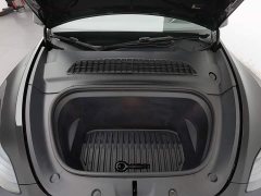 Tesla Model Y Rear-Wheel Drive - ფოტო 6