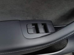 Tesla Model Y Rear-Wheel Drive - ფოტო 9
