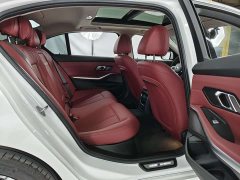 BMW 3 Series 320Li M Sport Package - ფოტო 16