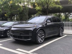 Li Auto L8 Ultra - ფოტო 1
