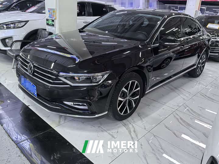 Volkswagen Magotan 330TSI DSG Advance