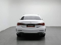 Mercedes-Benz C-Class Facelift C 200 L Sport Edition - ფოტო 4