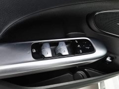 Mercedes-Benz C-Class Facelift C 200 L Sport Edition - ფოტო 9