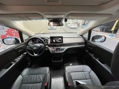 Honda Odyssey 2.0L e:HEV Luxury - ფოტო 11