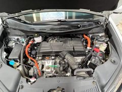 Honda Odyssey 2.0L e:HEV Luxury - ფოტო 7