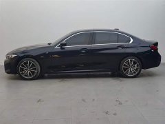 BMW 3 Series 2024 325Li M Sport Package - ფოტო 3