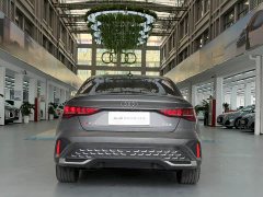 Audi A3 A3L Limousine 35TFSI Prestige - ფოტო 4