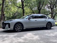 BMW i7 eDrive50L Leading M Sport Package - ფოტო 11