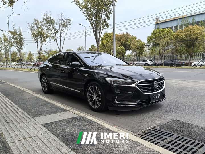 Buick Junyue 652T Luxury