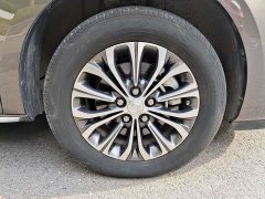 Buick GL8 Land Executive Cabin Premium - ფოტო 15