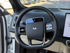Li Auto L7 Pro - ფოტო 5