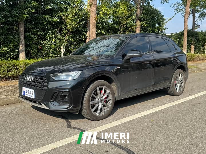 Audi Q5L 40 TFSI Luxury Dynamic - ავტომობილი ჩინეთიდან