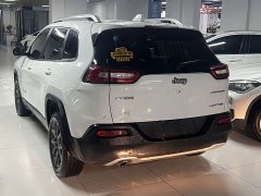 Jeep Liberty Light 2020 2.0L FWD Classic Sport Edition - ფოტო 4