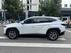 Hyundai Tucson 2021 Tucson L 1.5T DCT GLX Elite - ფოტო 12