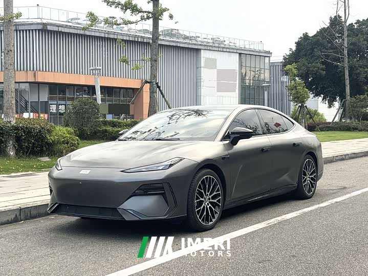 Geely E8 620km AWD Edition - ავტომობილი ჩინეთიდან