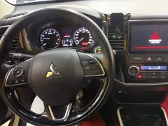 Mitsubishi Outlander 2020 2.0L FWD Comfort 7-Seater - ფოტო 12