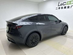 Tesla Model Y Rear-Wheel Drive - ფოტო 13