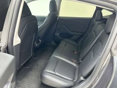 Tesla Model Y Rear-Wheel Drive - ფოტო 6