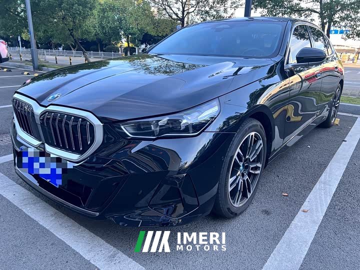 BMW 5 Series 2026 530Li Premier M Sport Package - ავტომობილი ჩინეთიდან