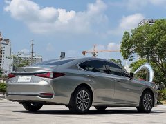 Lexus ES 260 Excellence Edition - ფოტო 6