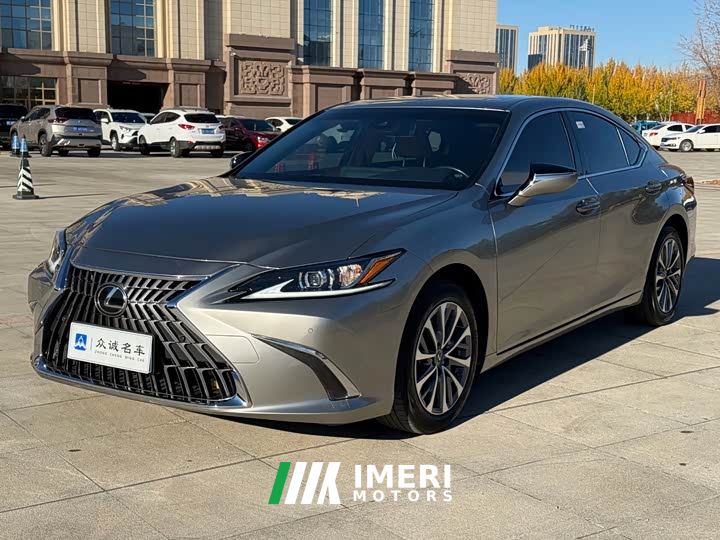Lexus ES 200 Excellence Edition
