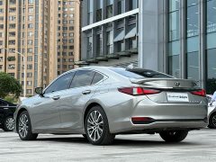 Lexus ES 2020 300h Premium Edition - ფოტო 4