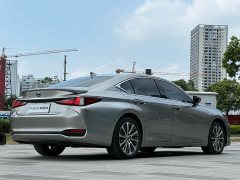 Lexus ES 2020 300h Premium Edition - ფოტო 6
