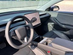 Tesla Model 3 2023 Rear-Wheel Drive - ფოტო 11