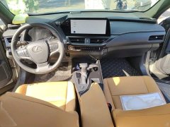Lexus UX 2022 260h Exploration & Interest Edition - ფოტო 10