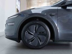 Tesla Model Y Rear-Wheel Drive - ფოტო 9
