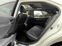Toyota Camry 2019 Facelift Hybrid 2.5HG Luxury - ფოტო 14