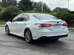 Toyota Camry 2019 Facelift Hybrid 2.5HG Luxury - ფოტო 4