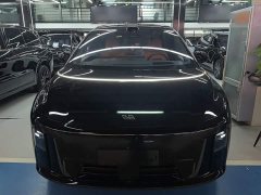 Li Auto i8 Standard Edition - ფოტო 2