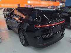 Li Auto i8 Standard Edition - ფოტო 4
