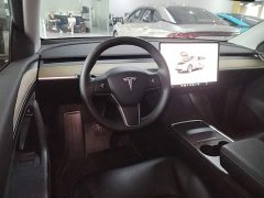 Tesla Model Y 2022 Facelift Rear-Wheel Drive - ფოტო 10